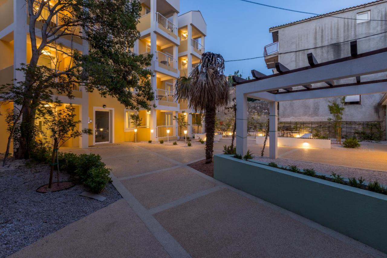 Porto Sereno Apartments Sibenik Luaran gambar